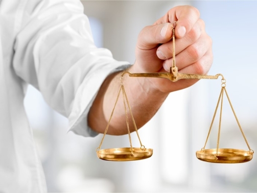 Gelijk loon, gelijk fout: hoe de Belastingdienst dga's op één hoop gooit