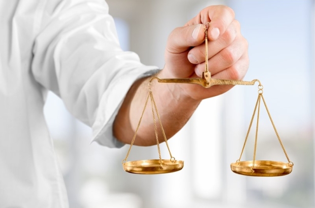 Gelijk loon, gelijk fout: hoe de Belastingdienst dga's op één hoop gooit