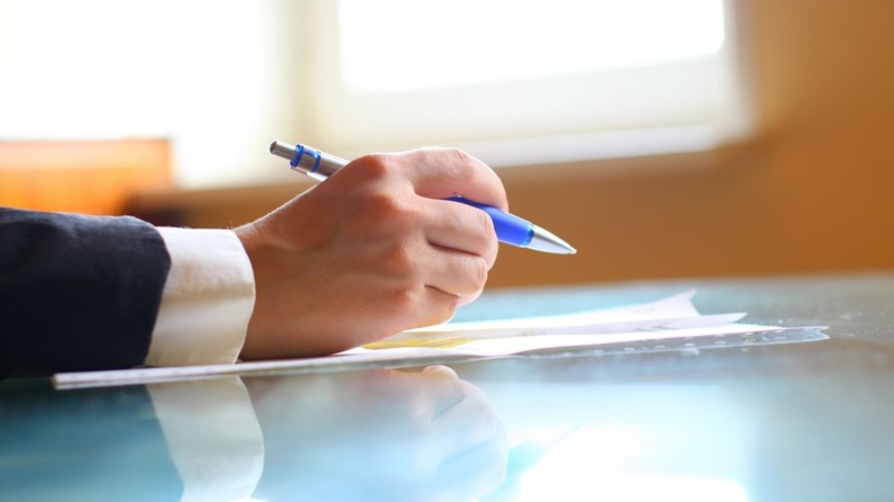 Stichting die tuchtcolleges ondersteunt is btw-ondernemer